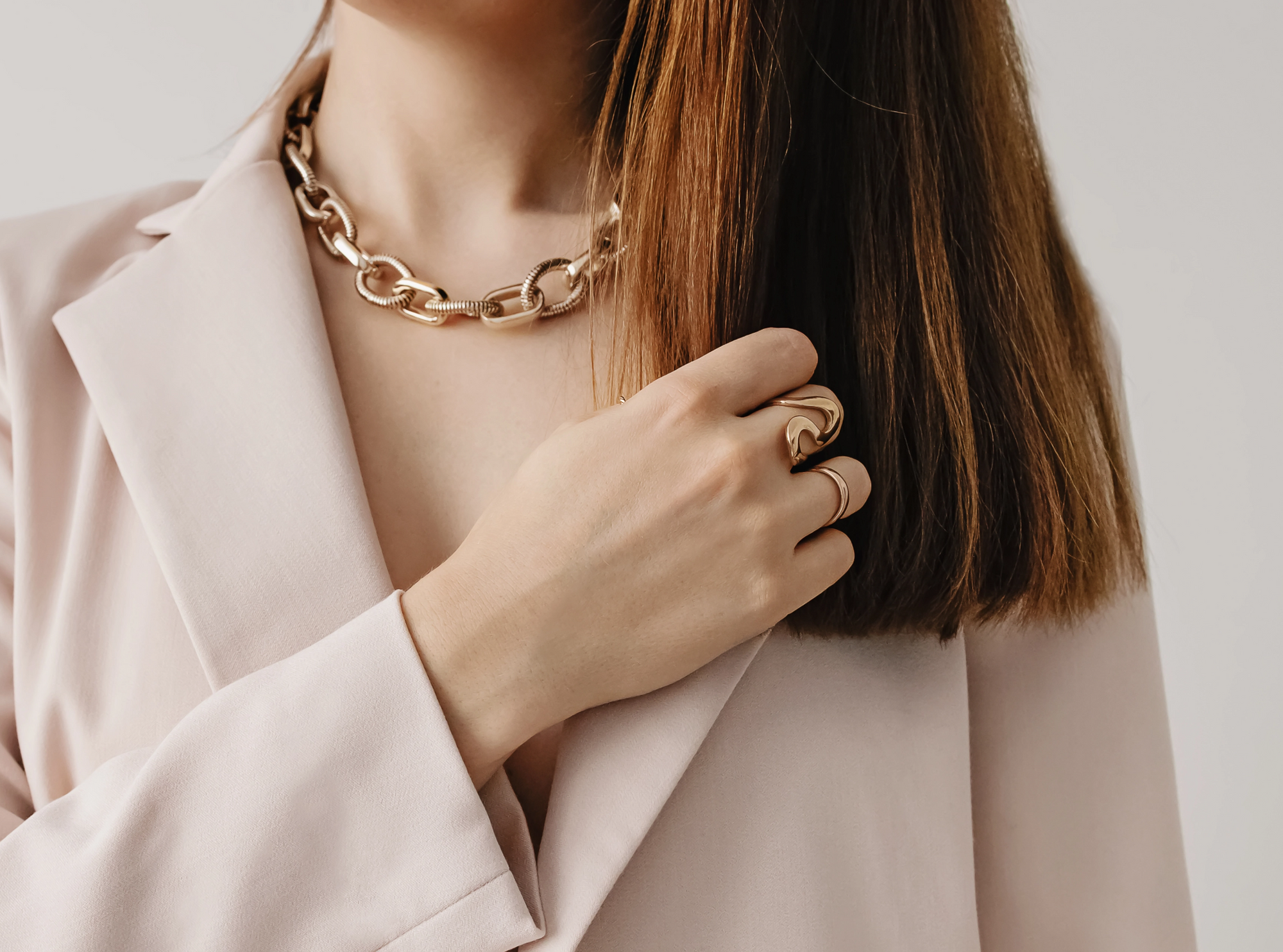 Stunning jewels for precious women